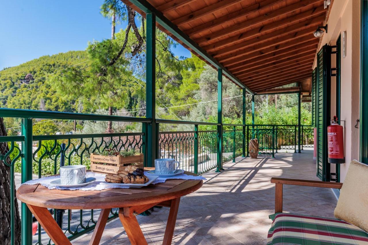 Skopelos Country House Diamantis & Chrisi Agnontas Exterior photo