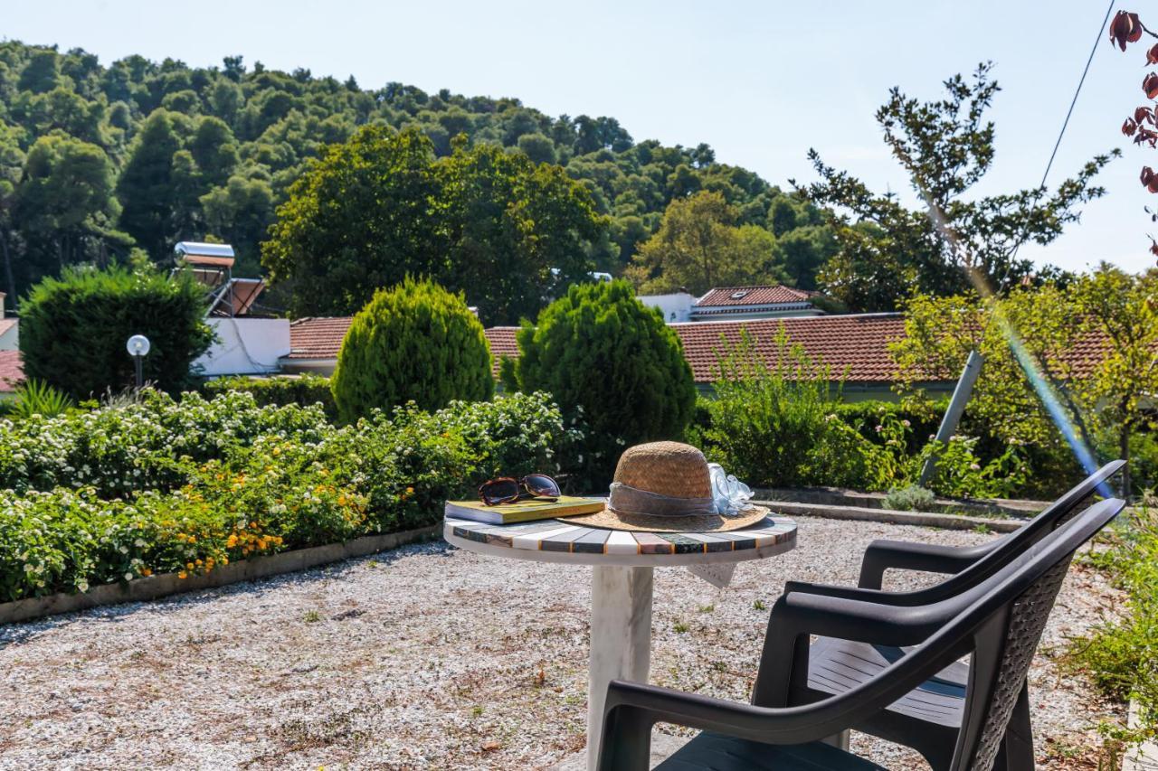 Skopelos Country House Diamantis & Chrisi Agnontas Exterior photo