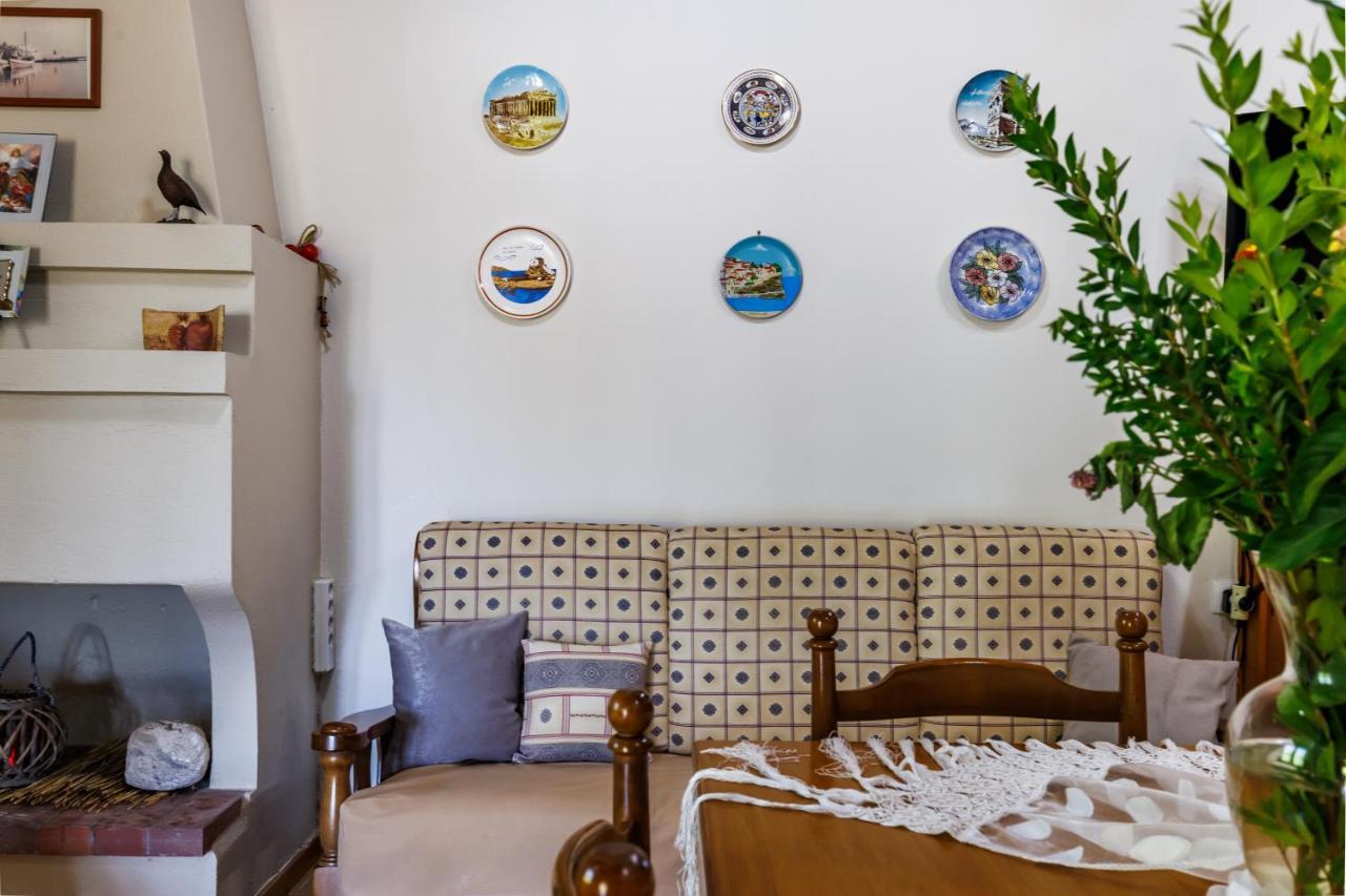 Skopelos Country House Diamantis & Chrisi Agnontas Exterior photo