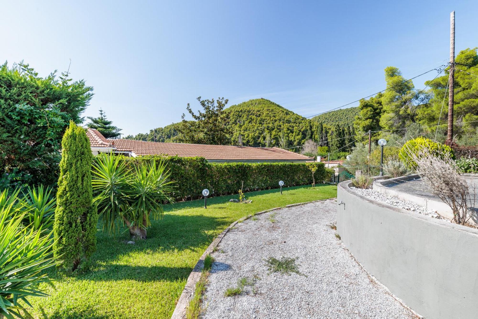 Skopelos Country House Diamantis & Chrisi Agnontas Exterior photo